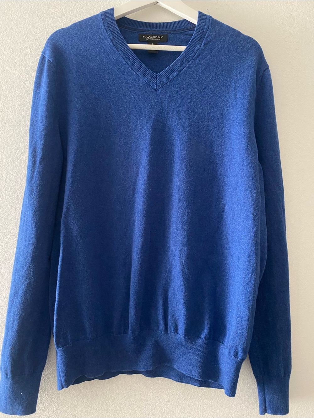 Banana Republic Men’s Royal Blue V-Neck Sweater